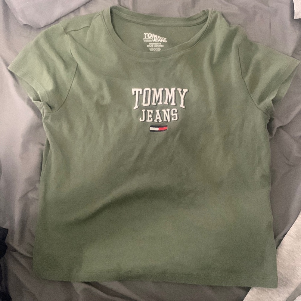 Cute green tommy shirt